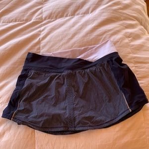 Lululemon running skirt